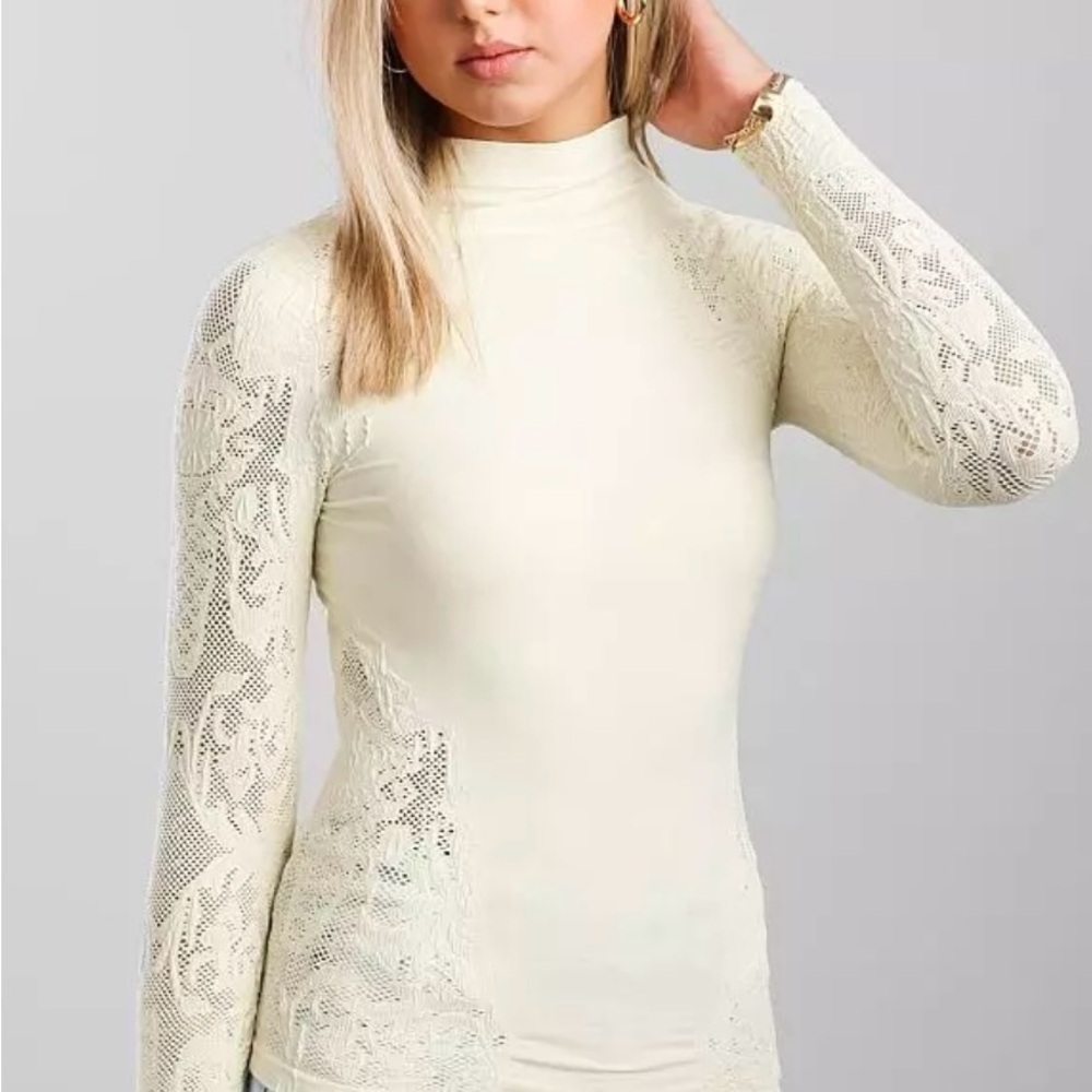FREE PEOPLE Intimately No Turning Back Top in Ivory
MSRP $48
